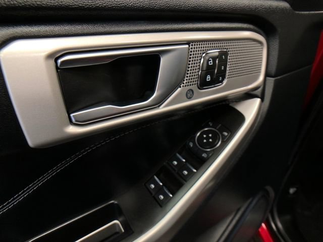 Certified 2022 Ford Explorer Limited w/ Equipment Group 301A image 12