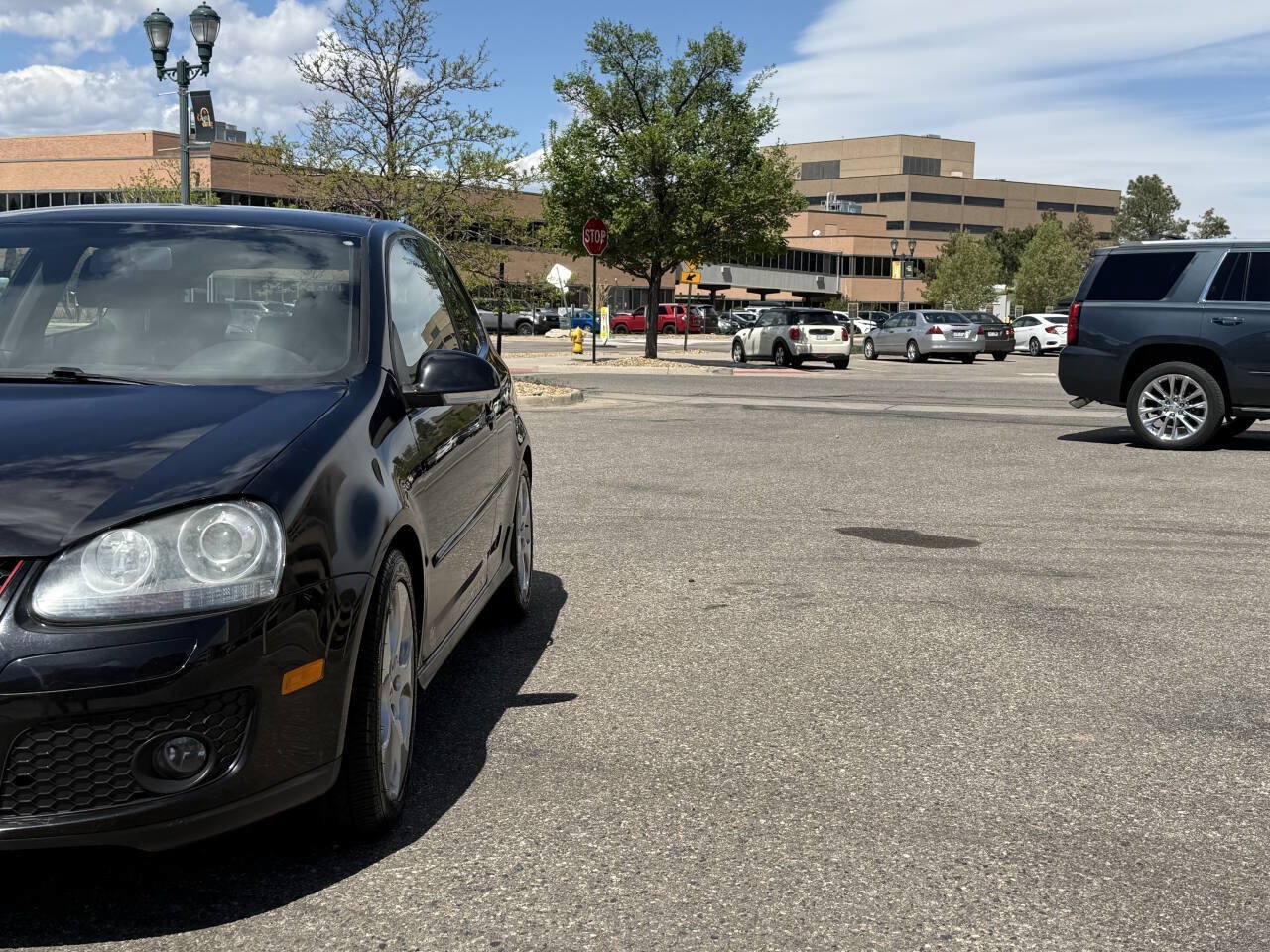 Used 2009 Volkswagen GTI 2-Door FWD image 2