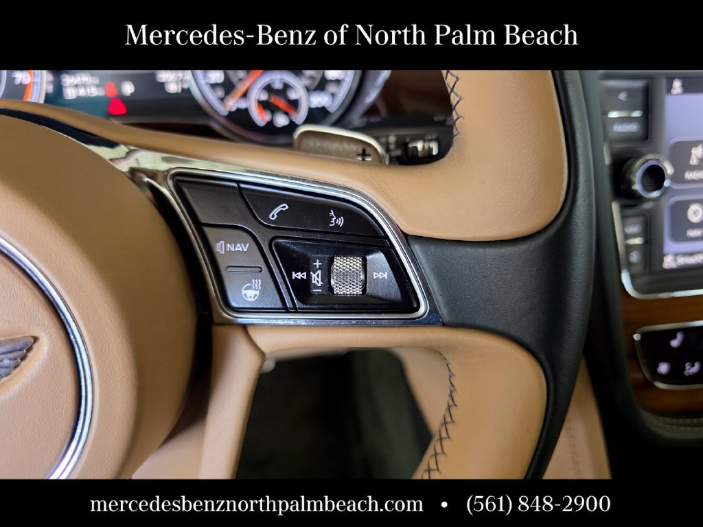 Used 2019 Bentley Bentayga AWD/4WD image 22
