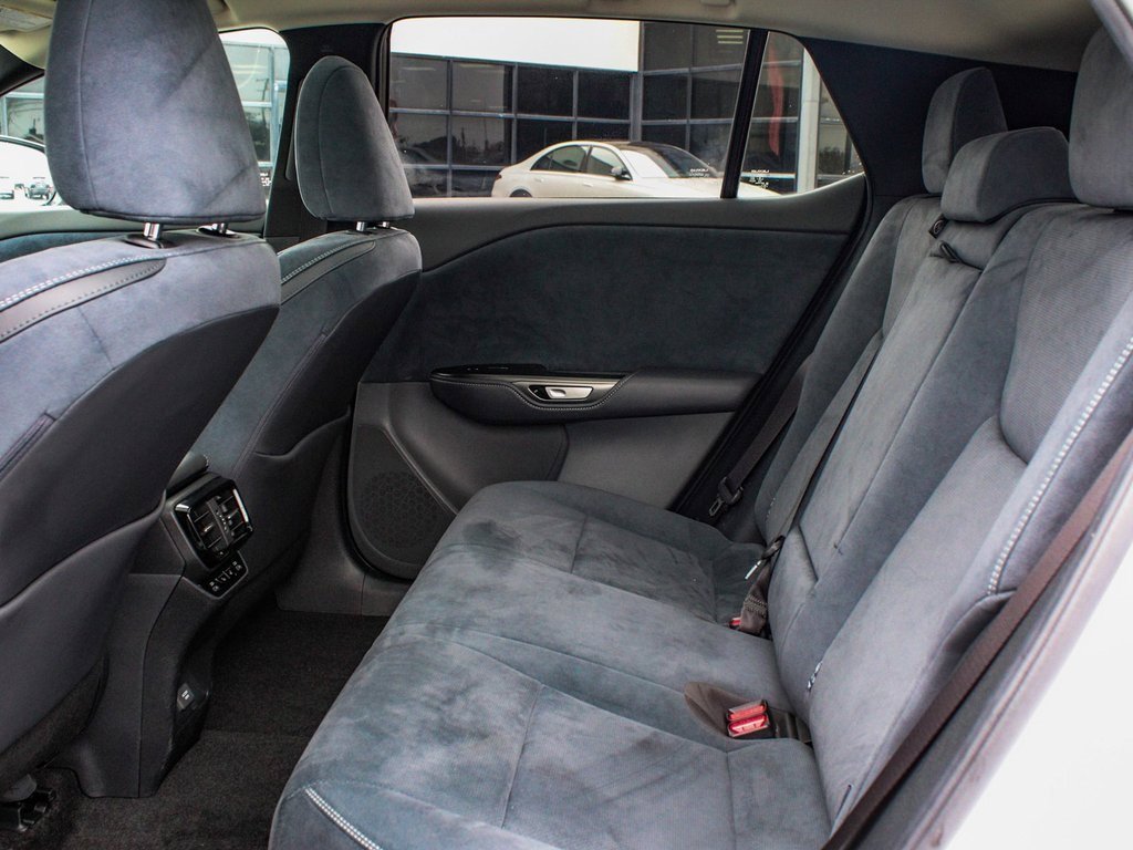 Used 2023 Lexus RZ 450e Premium w/ Accessory Package (Z1) image 33