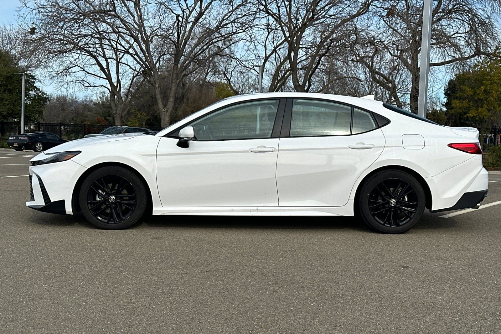 Certified 2025 Toyota Camry SE image 8