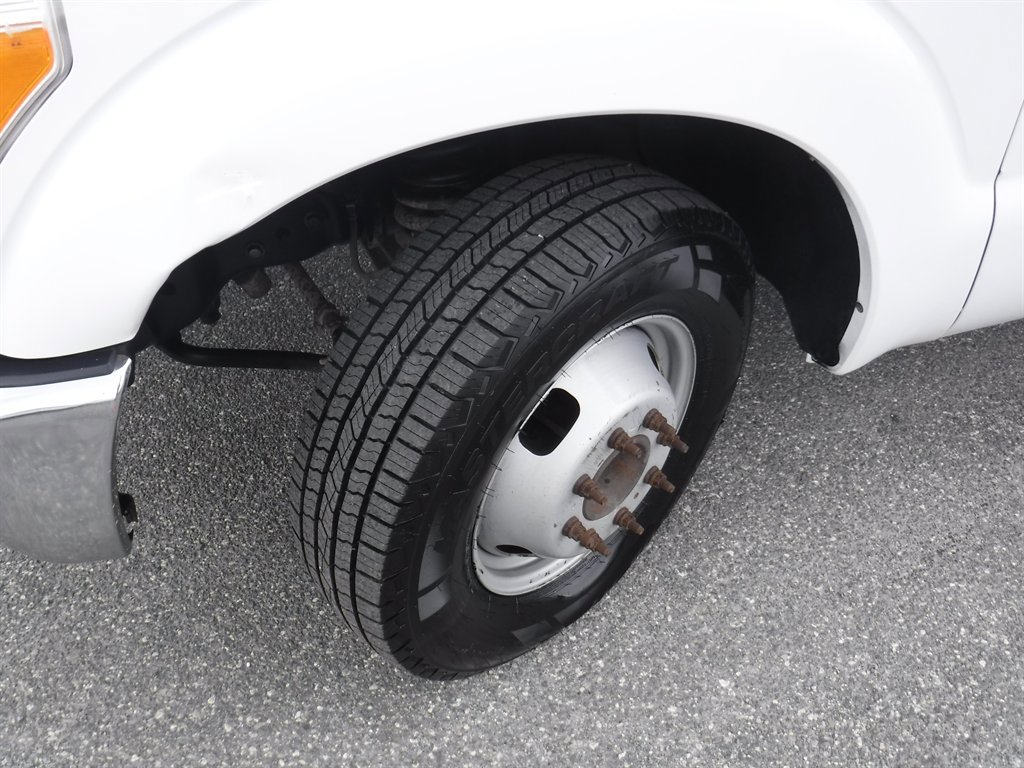 Used 2016 Ford F350 XL w/ Power Equipment Group image 20