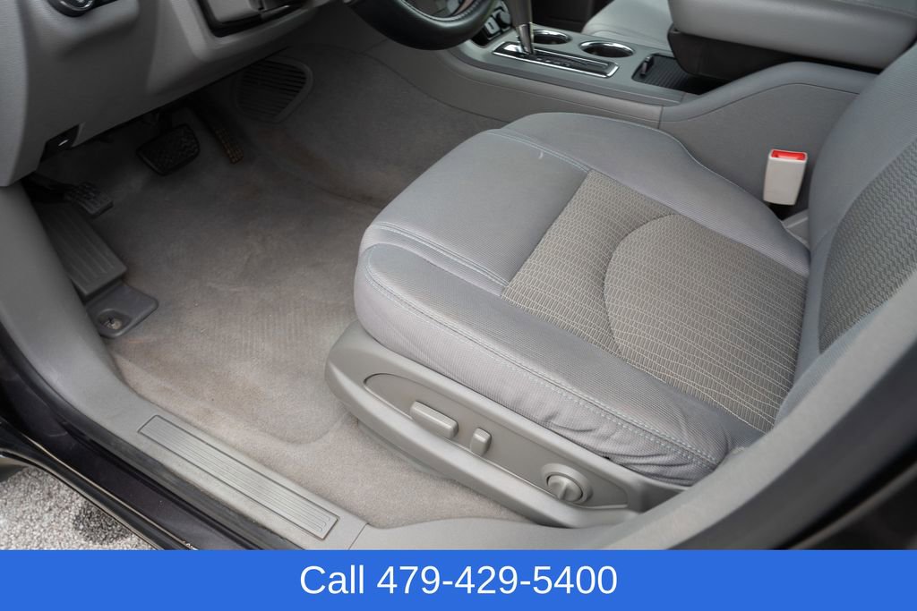 Used 2017 Chevrolet Traverse LS AWD/4WD image 27