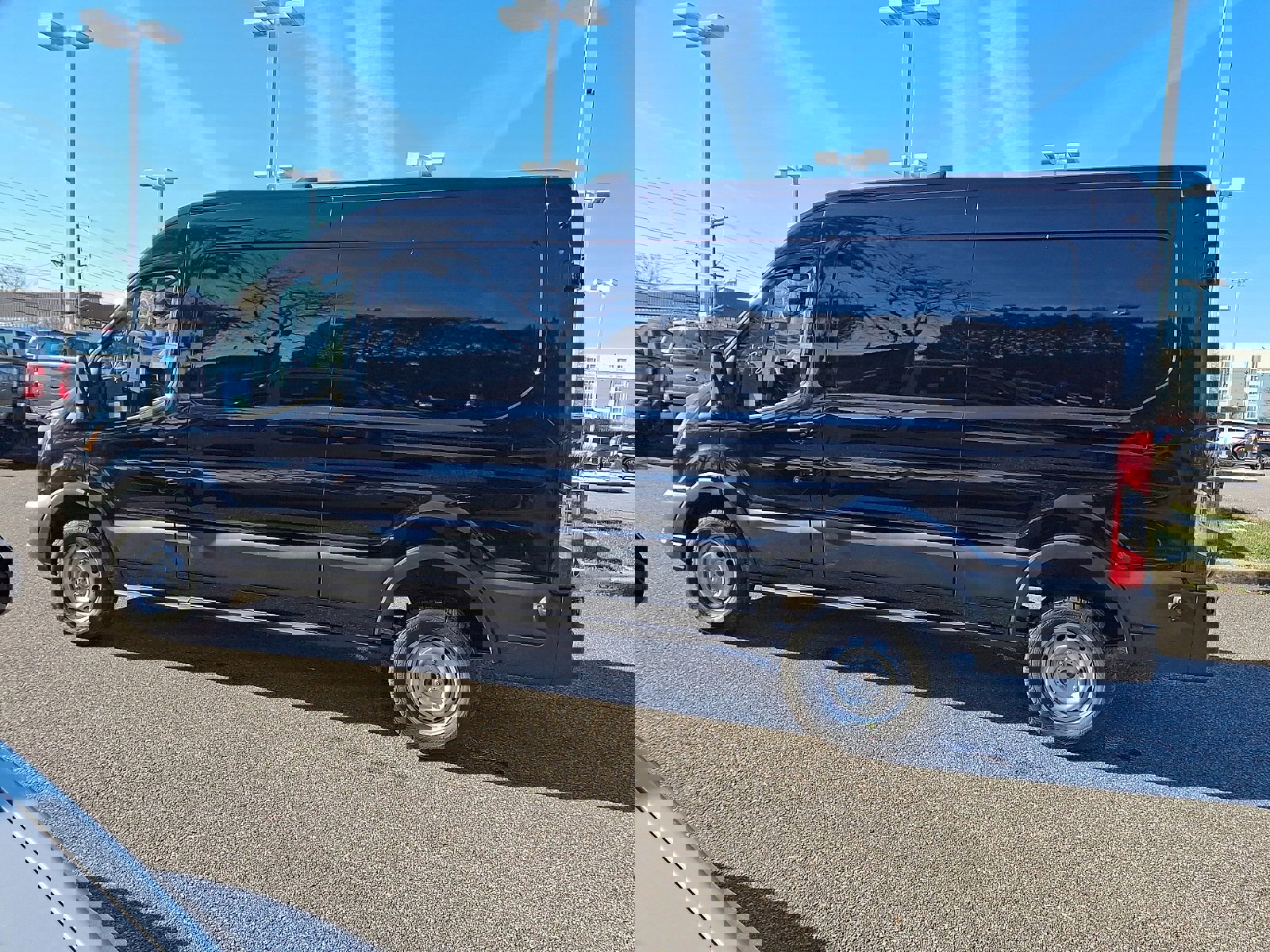 New 2026 Ford Transit 250 148 Medium Roof w/ Load Area Protection Package image 4