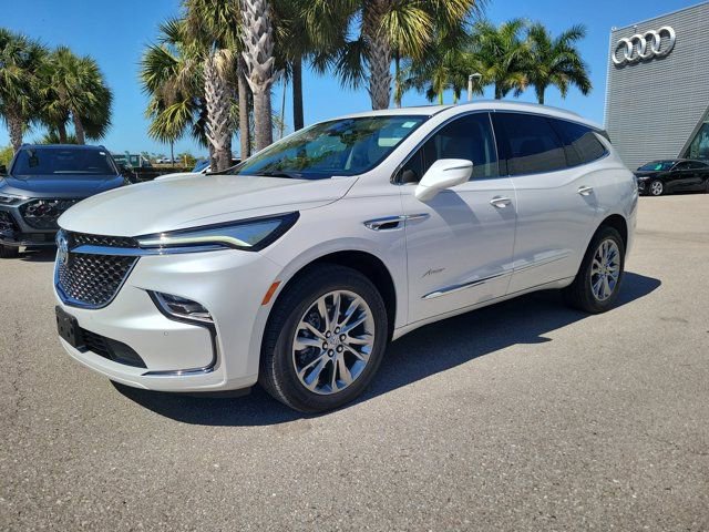 Used 2023 Buick Enclave Avenir w/ Avenir Technology Package image 4