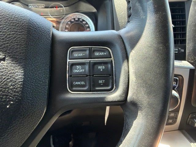 Used 2017 RAM 1500 Classic SLT w/ SLT Plus D←cor Group AWD/4WD image 19