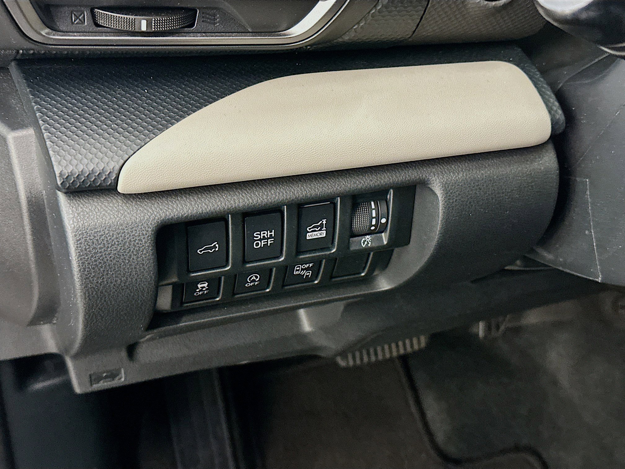 Used 2023 Subaru Forester Limited image 17