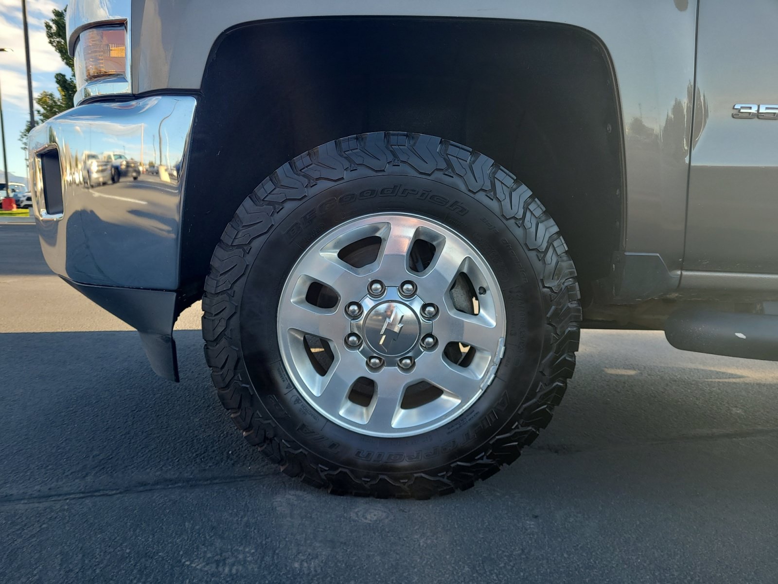 Used 2015 Chevrolet Silverado 3500 LT w/ LT Convenience Package AWD/4WD image 26