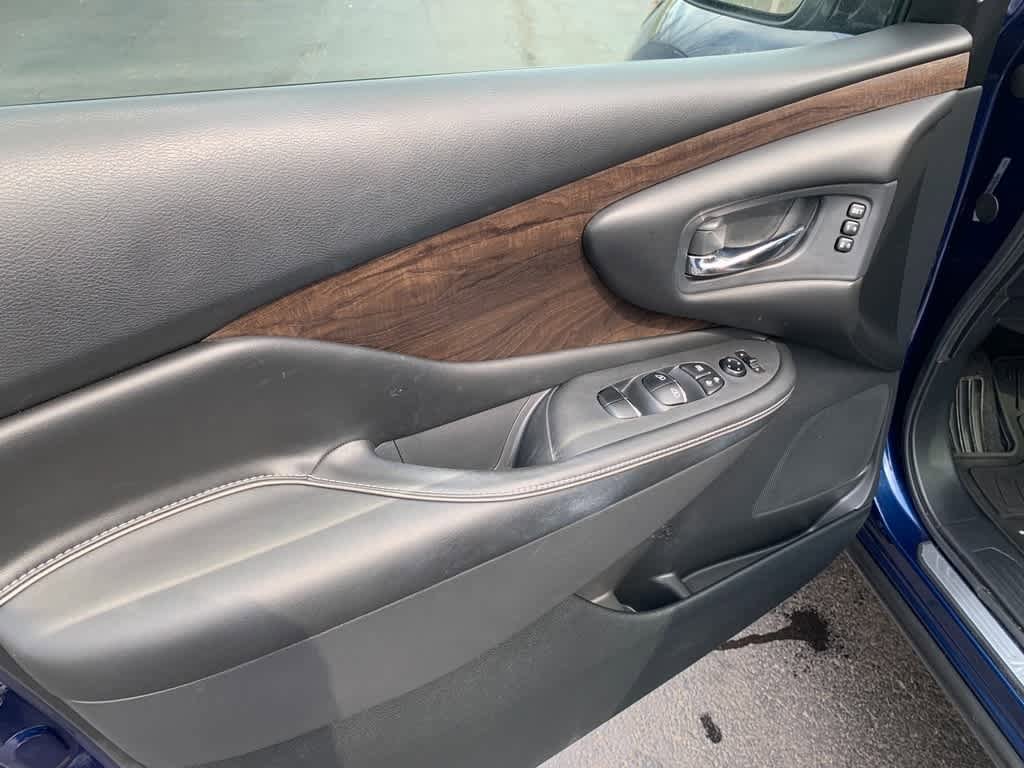 Used 2020 Nissan Murano Platinum w/ Cargo Package AWD/4WD image 16