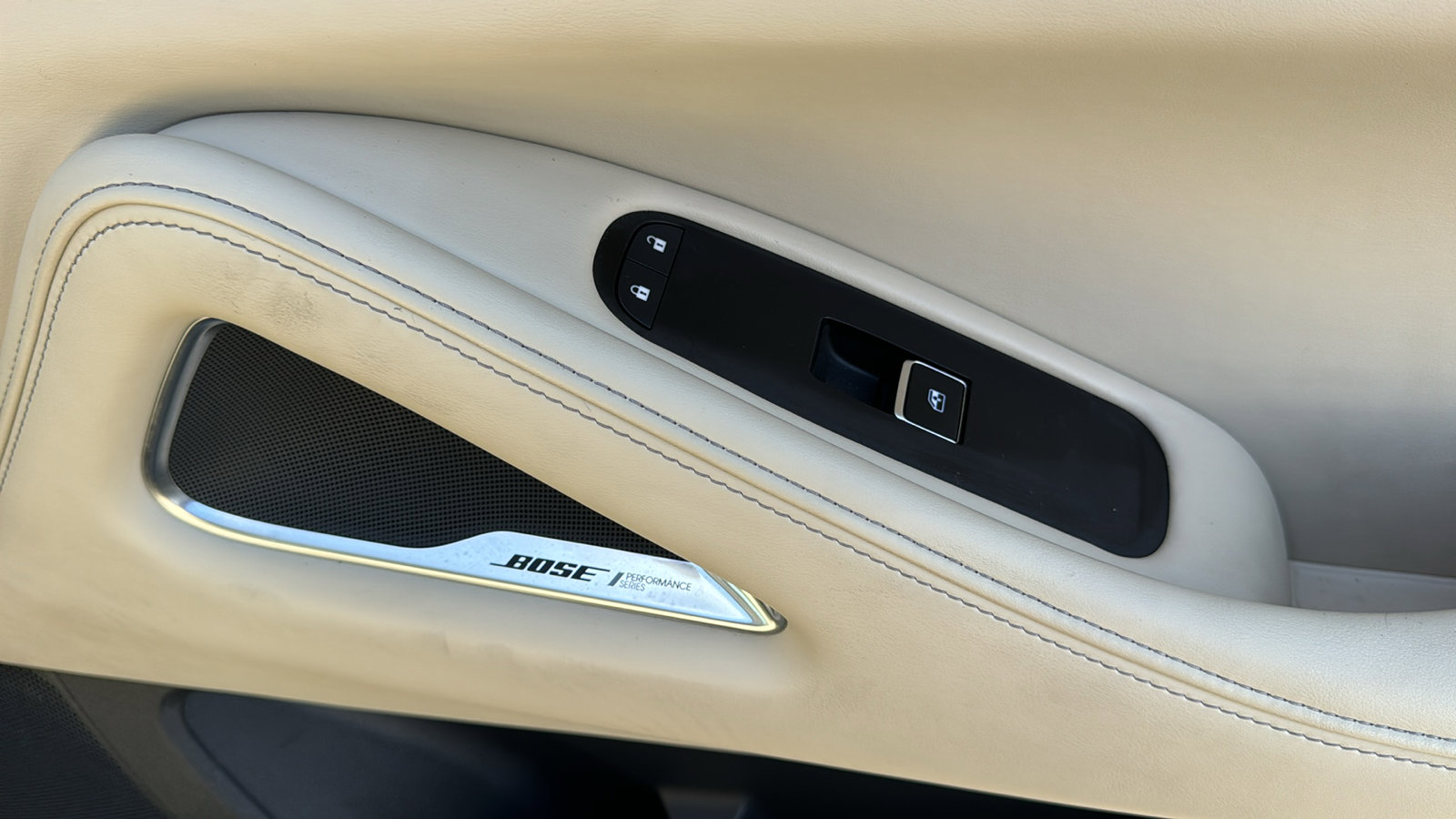 Used 2025 INFINITI QX60 Luxe w/ Vision Package image 28