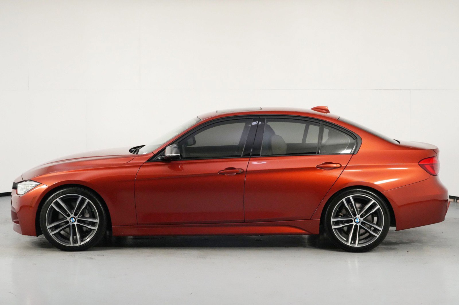 Used 2018 BMW 340i Sedan image 48