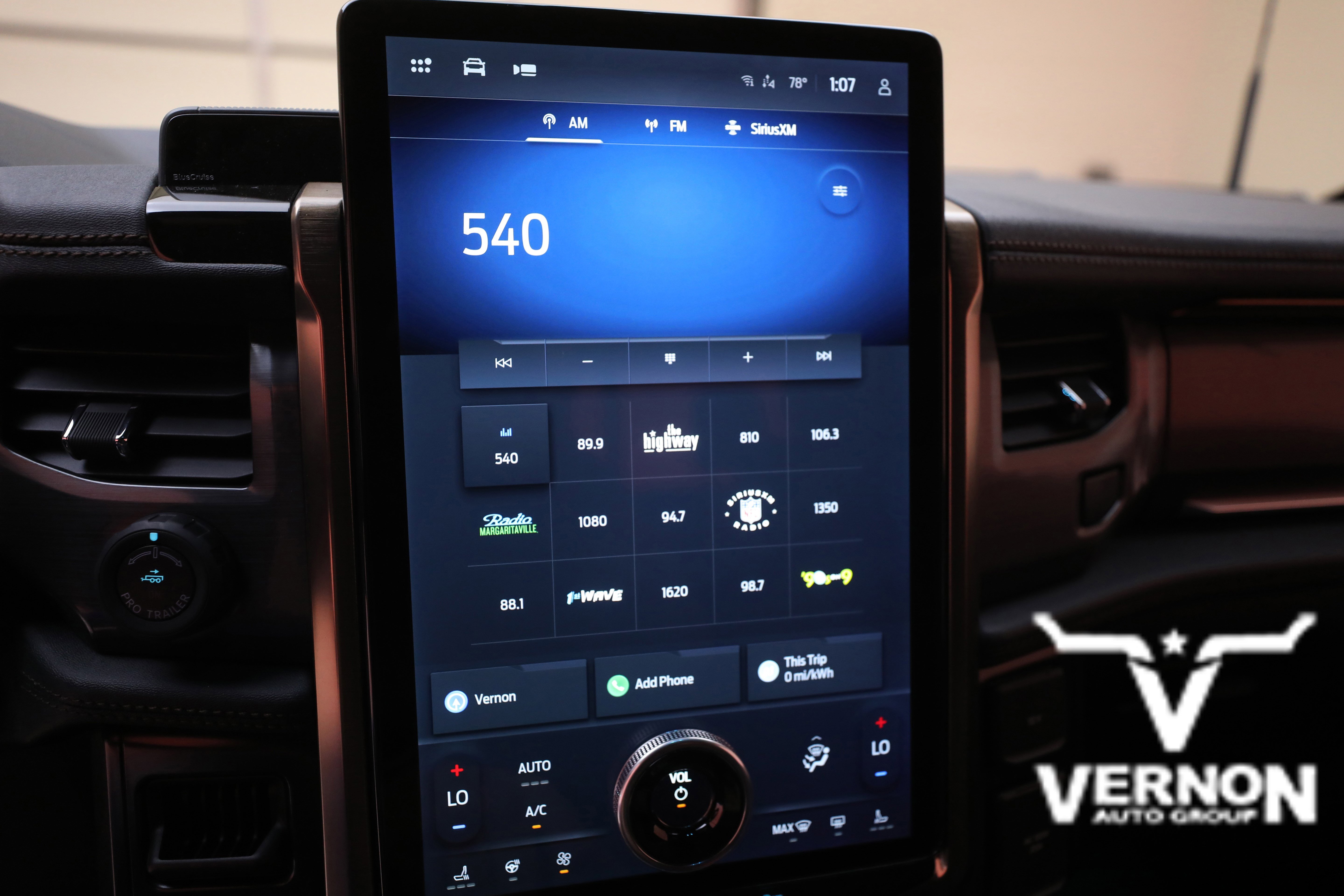 New 2025 Ford F150 Lightning Lariat image 27