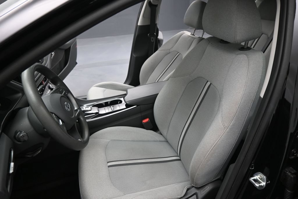 Used 2020 Hyundai Sonata SE w/ Cargo Package FWD image 10