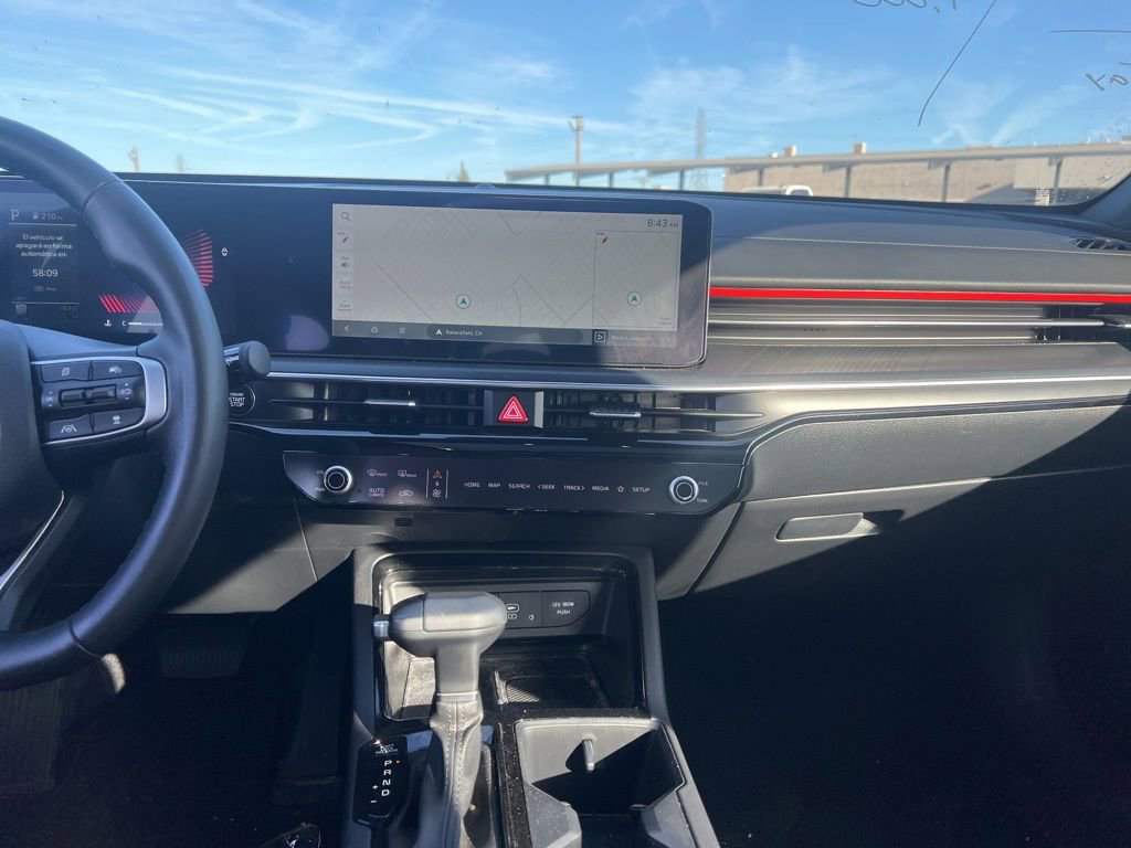Used 2025 Kia K5 GT-Line w/ GT-Line Premium Package image 10
