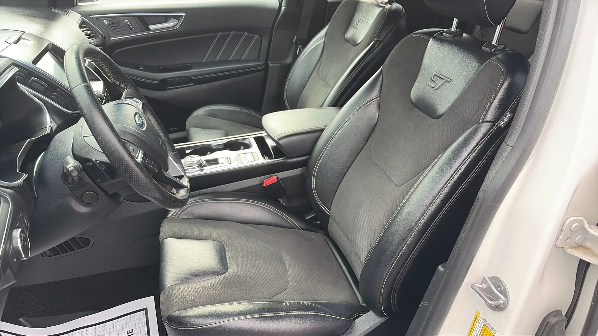 Used 2019 Ford Edge ST w/ Cold Weather Package image 9