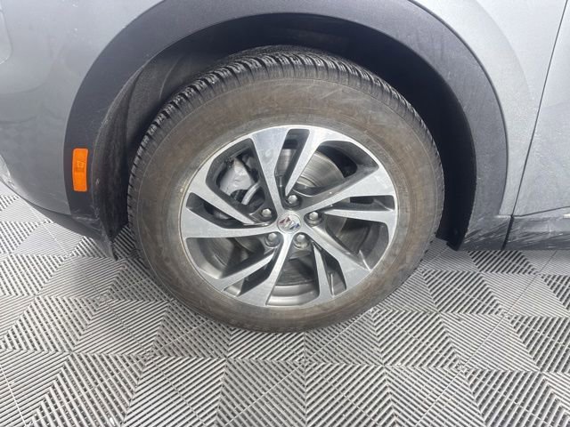 Used 2023 Buick Envision Essence image 9