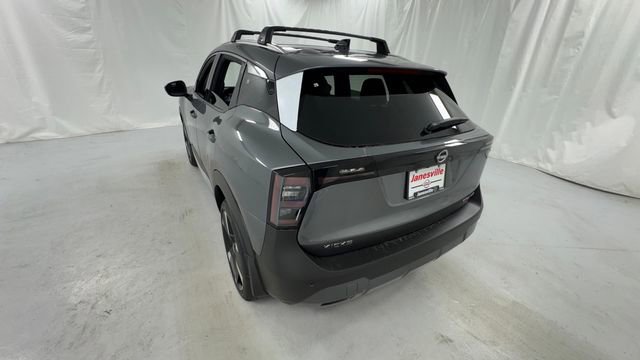 New 2026 Nissan Kicks SR w/ Cold Weather Package AWD/4WD image 5