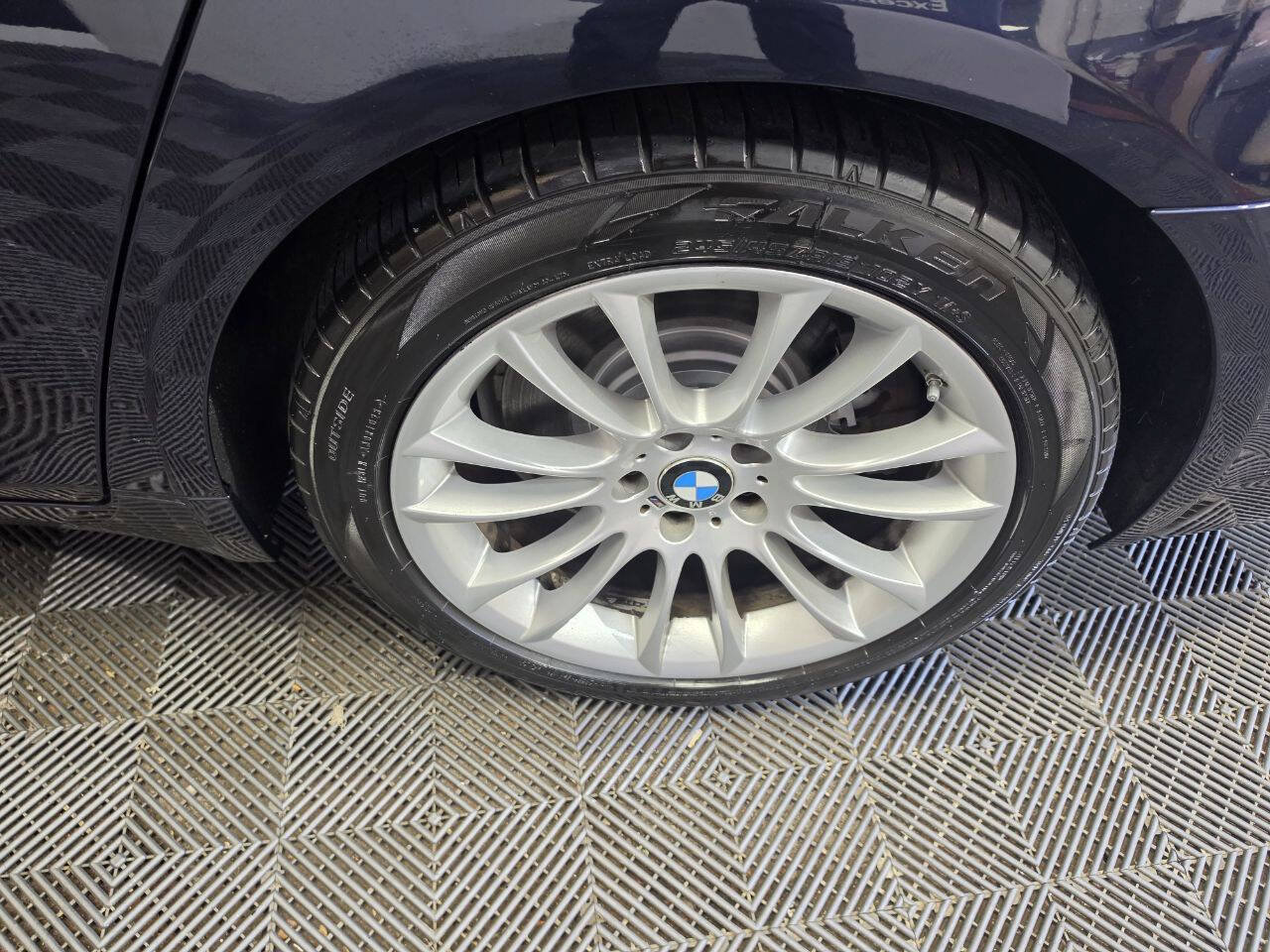 Used 2014 BMW 750i xDrive AWD/4WD image 38