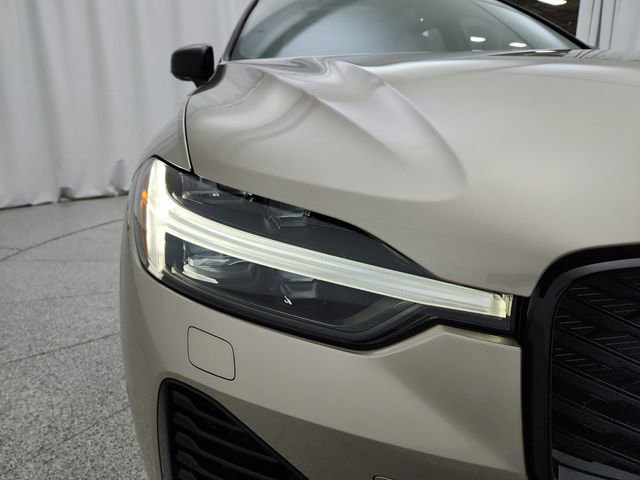 New 2026 Volvo XC60 T8 Plus w/ Protection Package Premier image 28