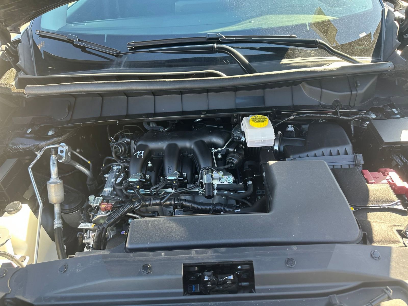 Used 2025 Nissan Pathfinder SV image 35