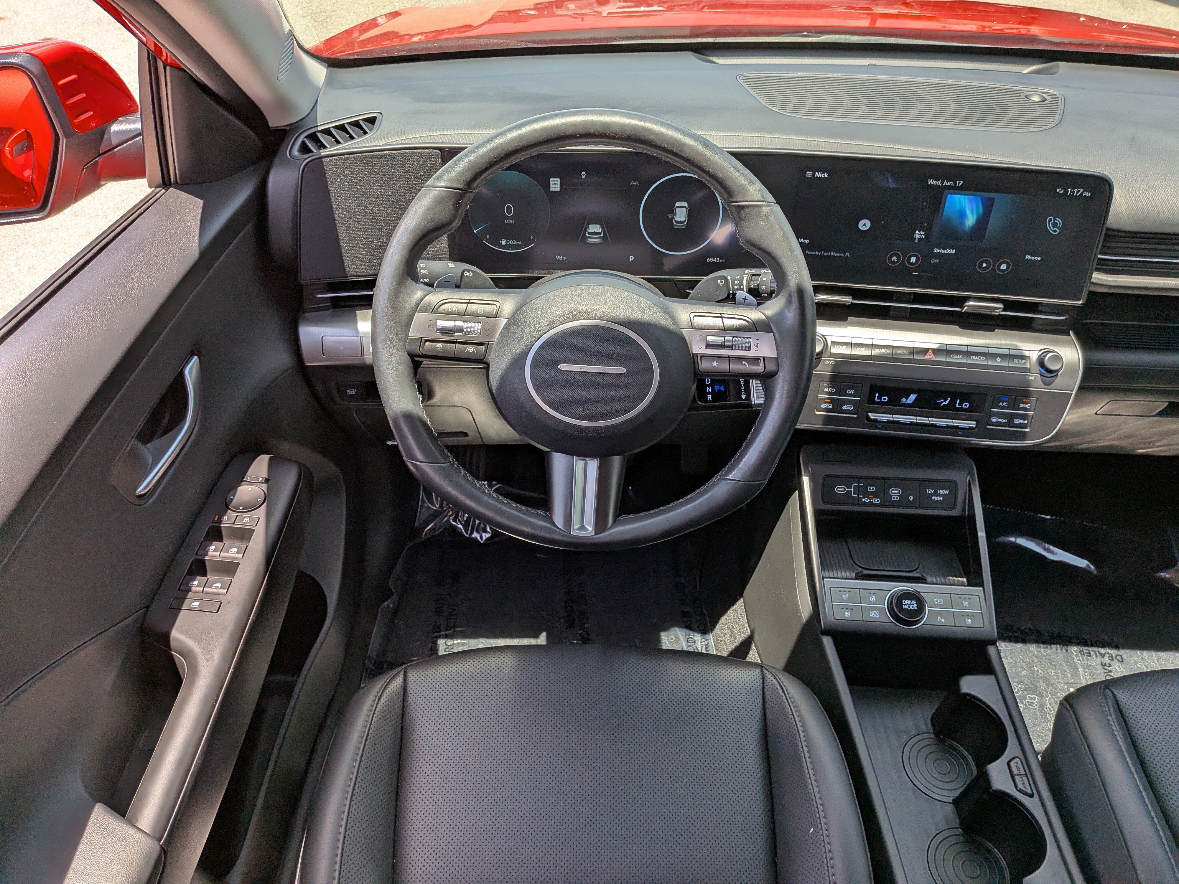 Used 2025 Hyundai Kona Limited FWD image 17