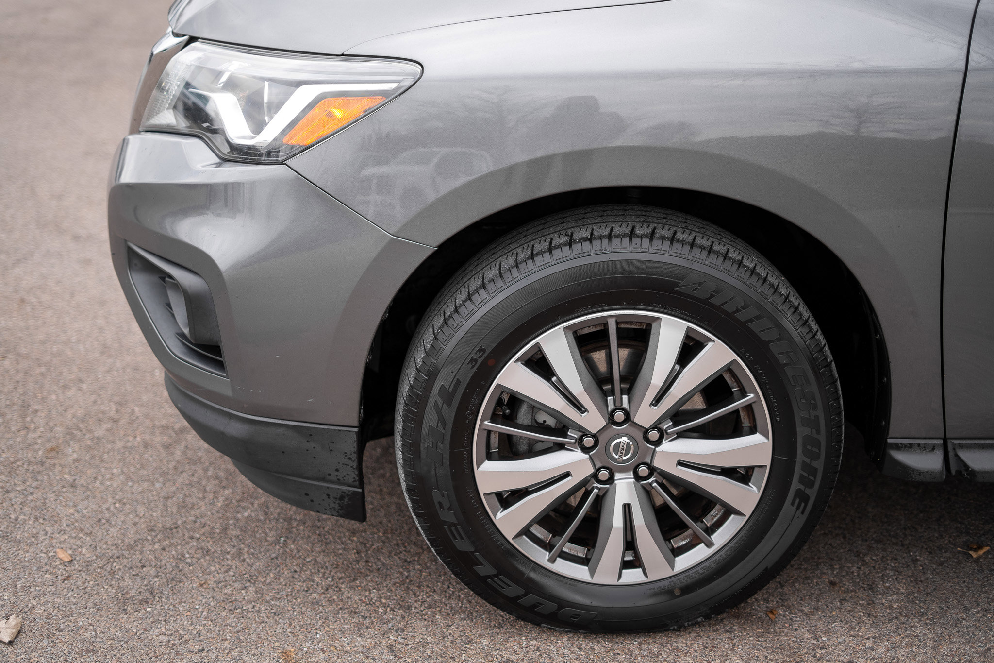 Used 2019 Nissan Pathfinder SV image 9