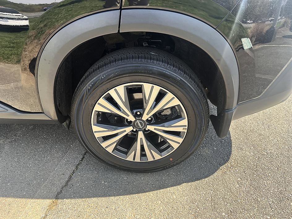 Certified 2022 Nissan Rogue SV image 10