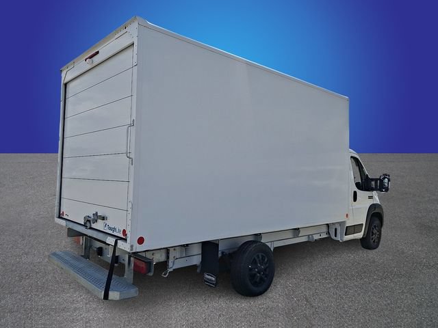New 2023 RAM ProMaster 3500 w/ Black Appearance Package FWD image 3