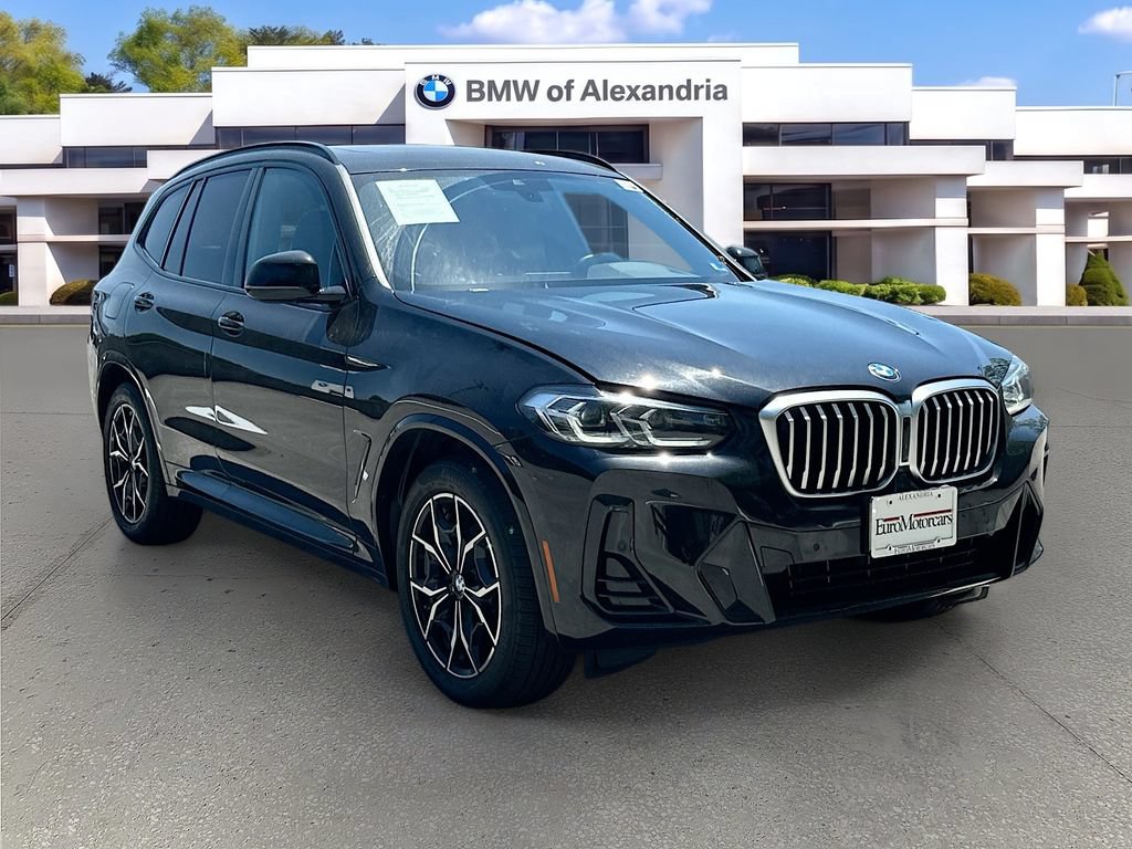 Certified 2024 BMW X3 xDrive30i w/ M Sport Package AWD/4WD image 3