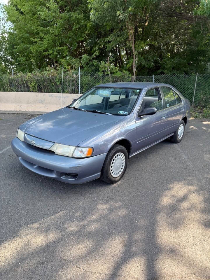Used 1999 Nissan Sentra XE FWD image 2