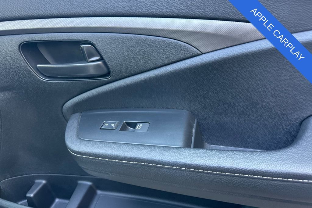 Used 2025 Honda Ridgeline Sport image 18