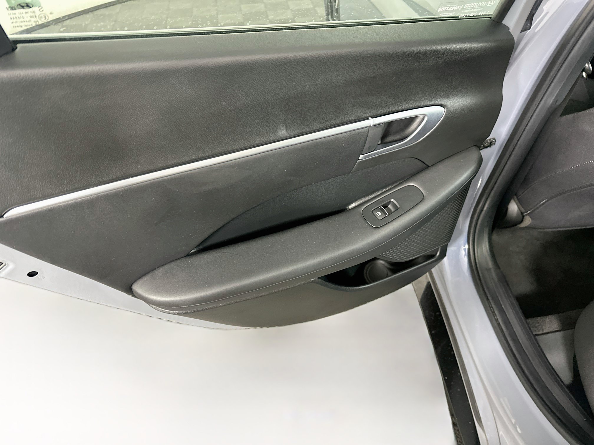 Used 2025 Hyundai Sonata SEL FWD image 25