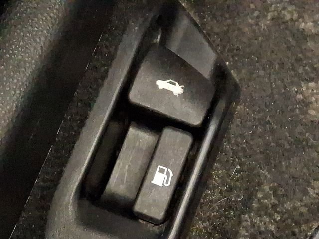 Used 2024 Toyota Corolla LE image 24