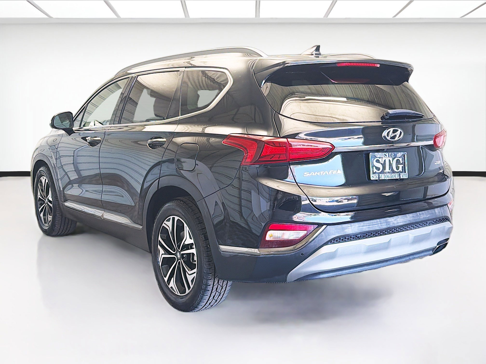 Used 2019 Hyundai Santa Fe FWD image 6