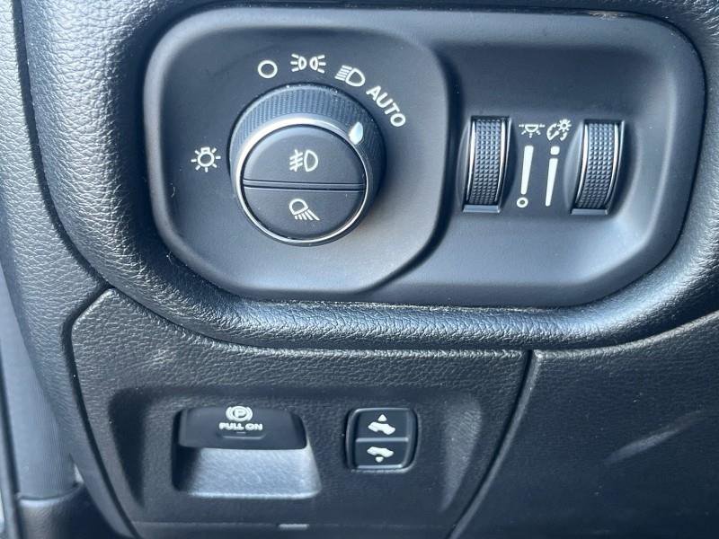 Used 2025 RAM 1500 Big Horn image 31