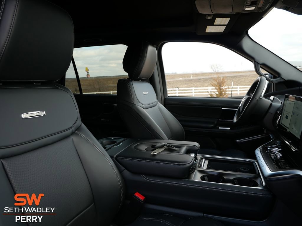 New 2026 Ford Expedition Platinum image 18