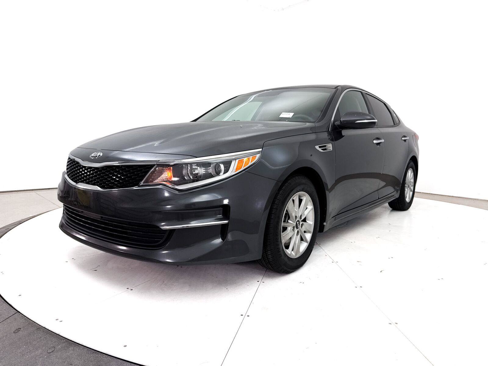 Used 2018 Kia Optima LX FWD image 3