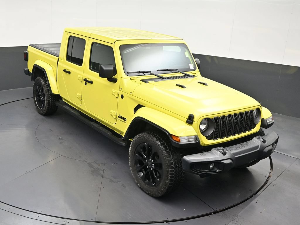 Used 2024 Jeep Gladiator Sport AWD/4WD image 21