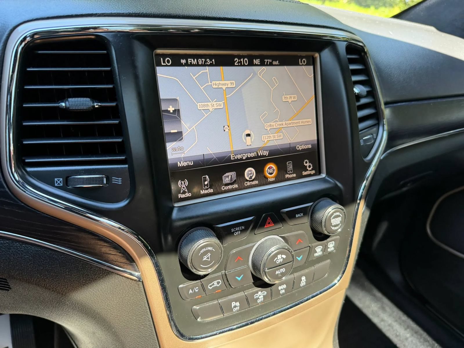 Used 2014 Jeep Grand Cherokee Summit AWD/4WD image 18