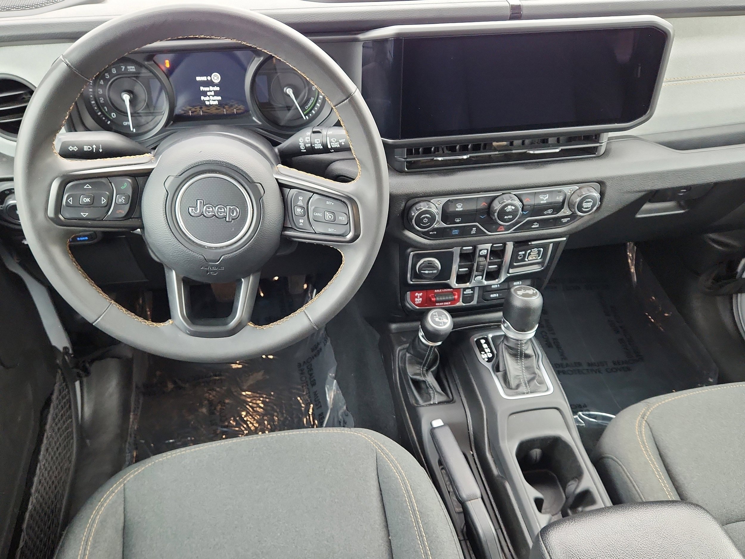 Used 2024 Jeep Wrangler Unlimited AWD/4WD image 12