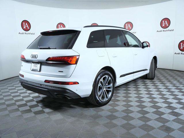Used 2025 Audi Q7 2.0T Premium w/ Convenience Plus Package image 8