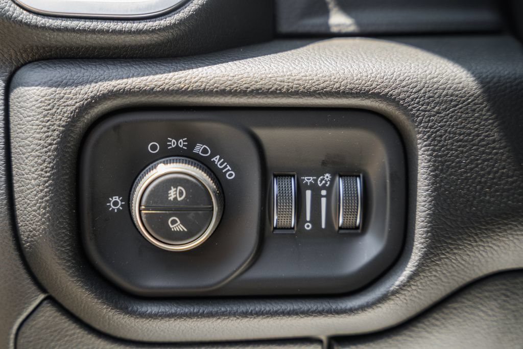New 2026 RAM 1500 Big Horn AWD/4WD image 44