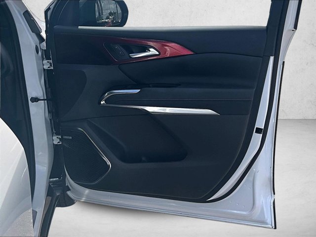 Certified 2024 Chevrolet Traverse RS image 19