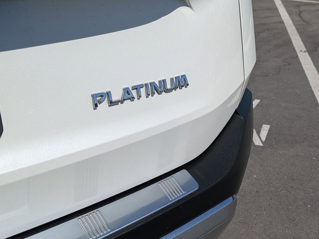 Used 2022 Nissan Rogue Platinum w/ Head-Up Display Package image 35