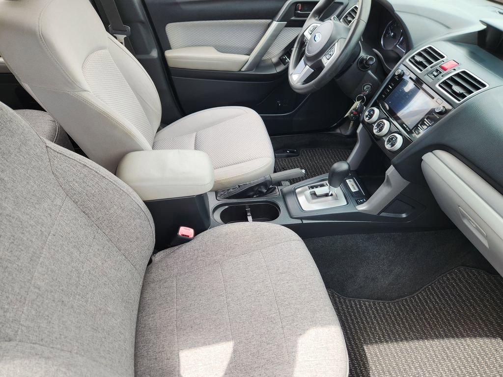 Used 2018 Subaru Forester 2.5i Premium image 11