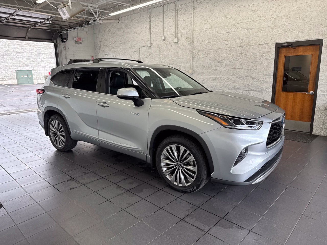 Used 2021 Toyota Highlander Platinum