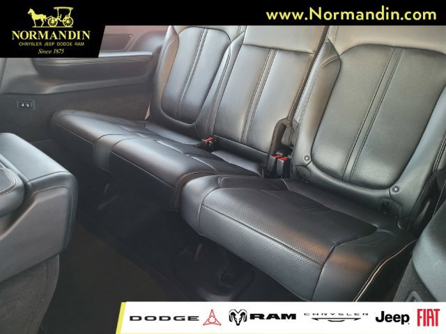 Used 2024 Jeep Grand Wagoneer L Series II w/ Quick Order Packagew 28T AWD/4WD image 18