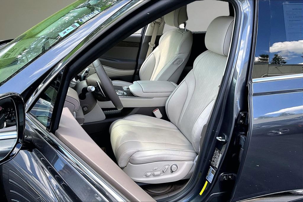 Used 2021 Genesis GV80 3.5T w/ Advanced Package 06 AWD/4WD image 22