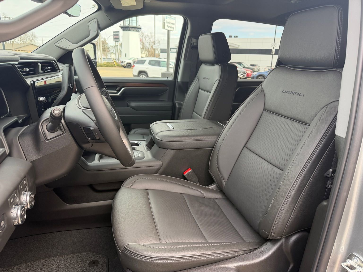 New 2026 GMC Sierra 2500 Denali w/ Denali Reserve Package image 10