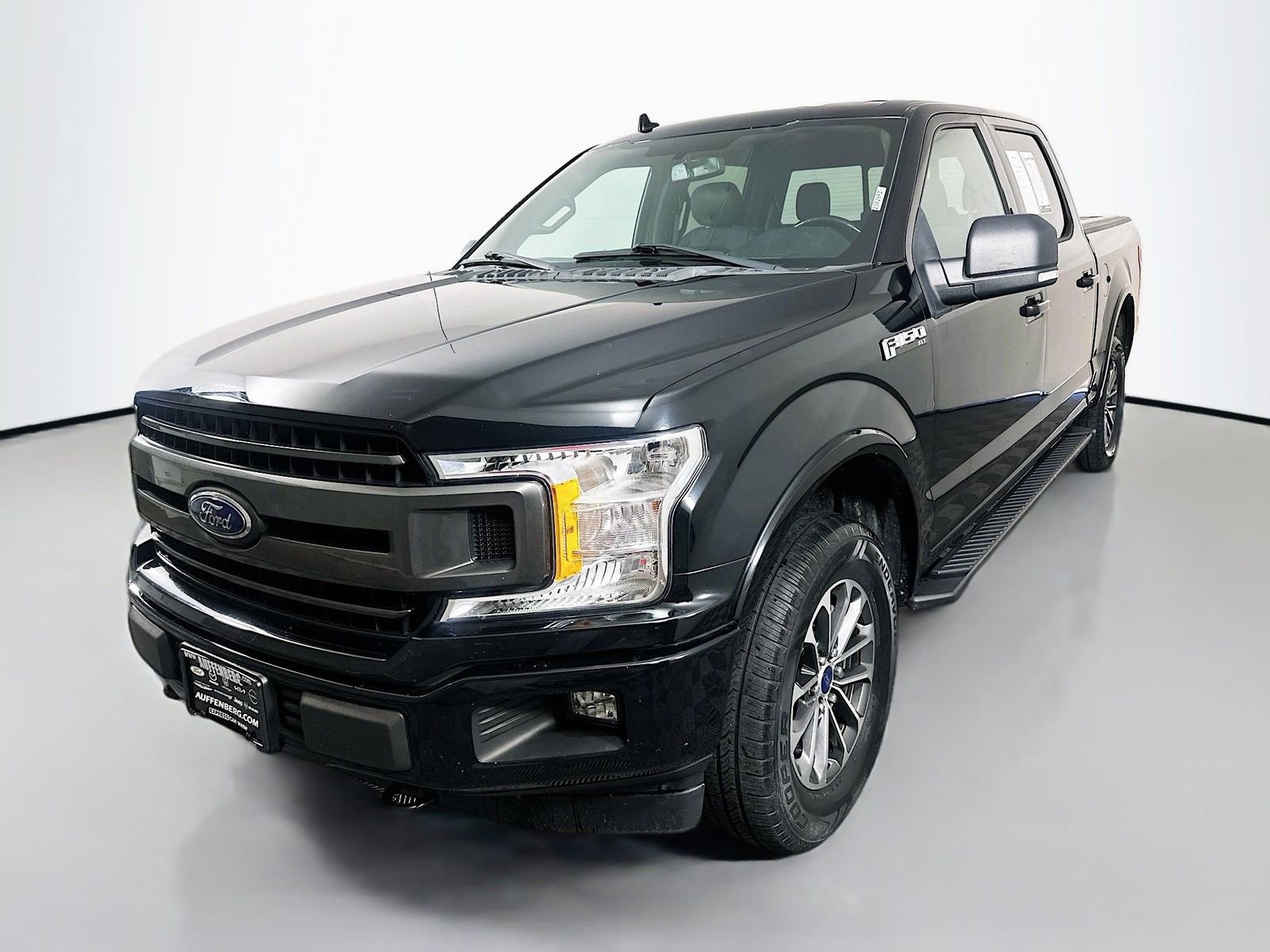 Used 2018 Ford F150 XLT w/ Equipment Group 302A Luxury AWD/4WD image 3